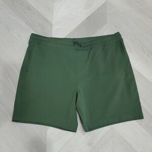 Avalanche Outdoor Supply - Trek It Bungee Green Performance Shorts,  Size XL